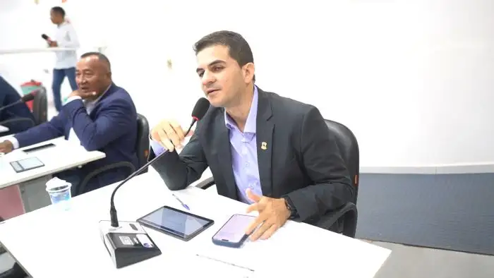 Foto 5 – 11ª Sessão Ordinária: Presidente Roberto Cobel destaca produtividade e debate democrático na Câmara de Codó