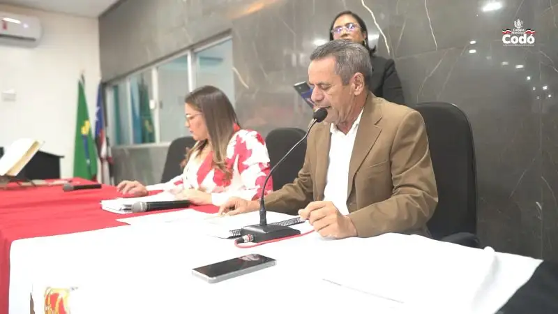 Foto 4 – 20ª Sessão: Segurança no trânsito e melhorias na infraestrutura são principais pautas nas Indicações dos vereadores