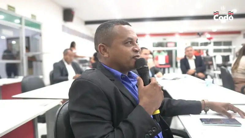 Foto 3 – Presidente da Câmara destaca dedicação dos vereadores e eficiência do Executivo nos primeiros 100 dias de gestão