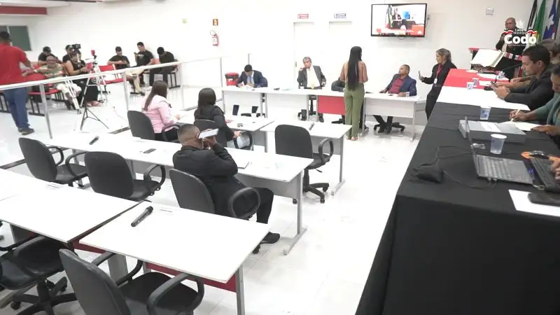 Foto 6 – 32ª Sessão: parlamentares destacam ações do Executivo e conquistas para educação