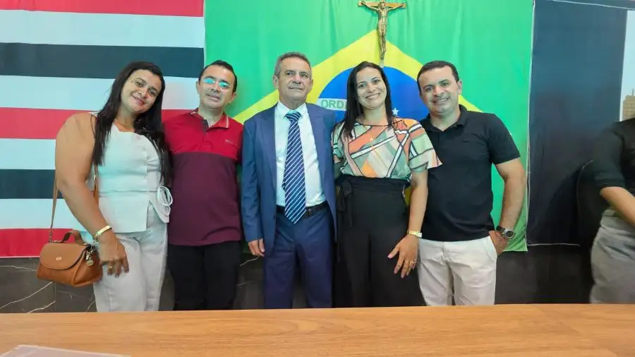 Foto 5 – Vereadores Roberto Cobel e Rodrigo Figueiredo são reeleitos para o biênio 2027/2028