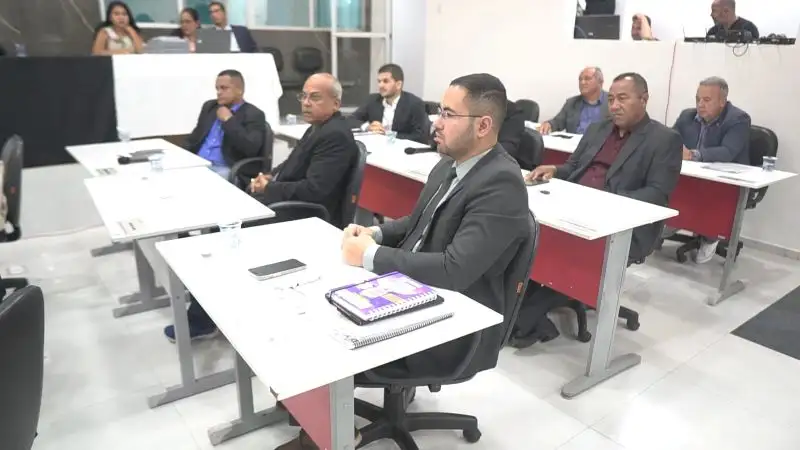 Foto 1 – 26ª Sessão: vereadores entram em consenso sobre deliberação de projetos