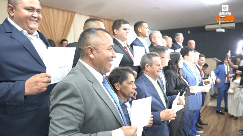 Foto 5 – Prefeito, vice e vereadores são diplomados em Codó
