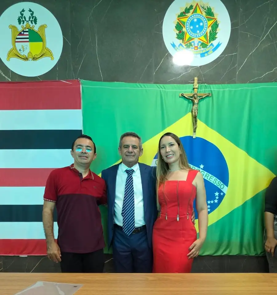 Foto 1 – Vereadores Roberto Cobel e Rodrigo Figueiredo são reeleitos para o biênio 2027/2028