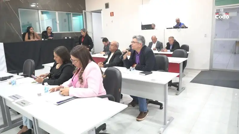 Foto 5 – 32ª Sessão: parlamentares destacam ações do Executivo e conquistas para educação