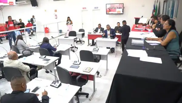 Foto 2 – 15ª Sessão Ordinária: Câmara aprova importantes Indicações para infraestrutura urbana e melhorias na zona rural