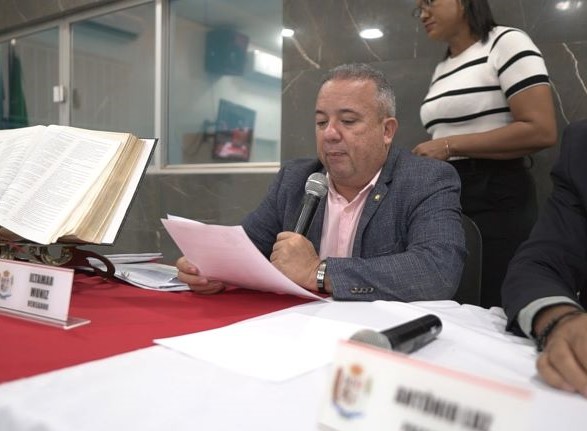 16ª Sessão: vereadores debatem sobre construções irregulares e o Código de Postura do Município